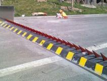 Hydraulic Speed Bump Spike Barrier